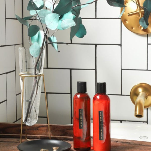 Affordable Diy Organization Bathroom Design Ideas For Bottle And Towel Labels22