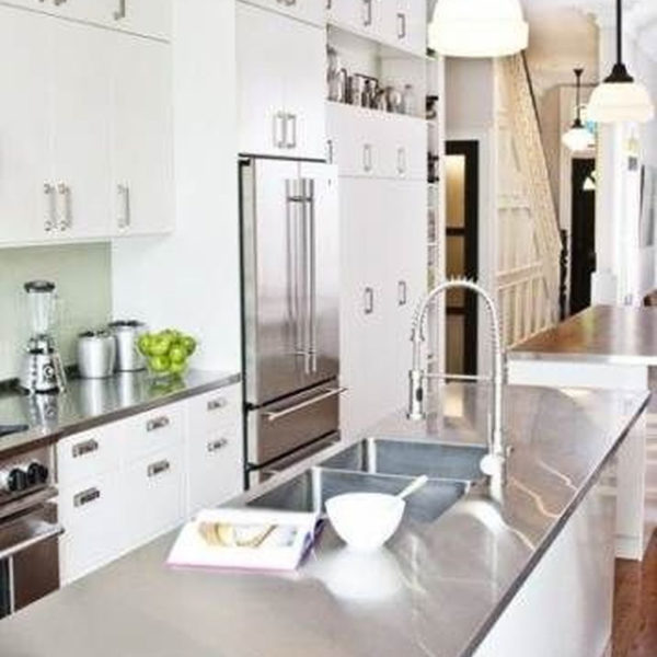 Amazing Scandinavian Kitchen Design Ideas With Island And Cabinets To Try12