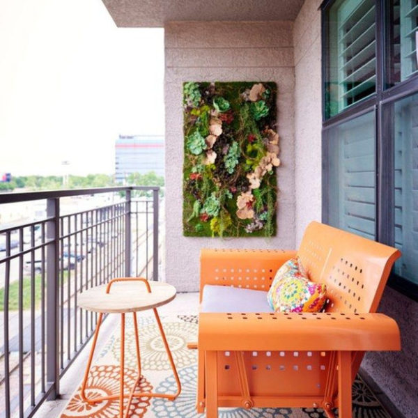 Impressive Fall Apartment Balcony Decorating Ideas To Try11
