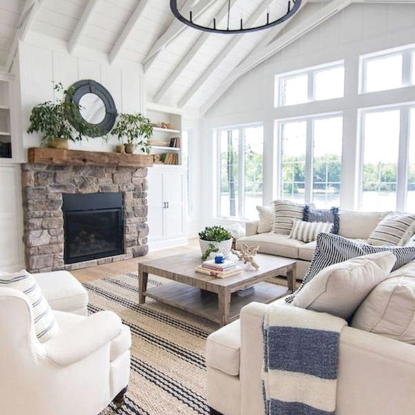 Comfy Farmhouse Living Room Decor Ideas That Make You Feel In Village 38