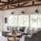 Cozy Farmhouse Home Decor Ideas To Get A Past Impression 05