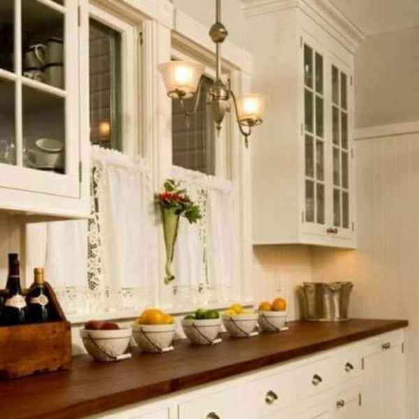 Fascinating Kitchen Design Ideas With Victorian Style 13