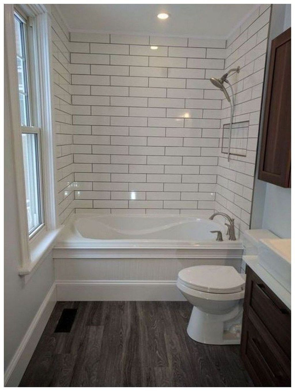 Gorgeous Farmhouse Master Bathroom Remodel Ideas That You Will See 23