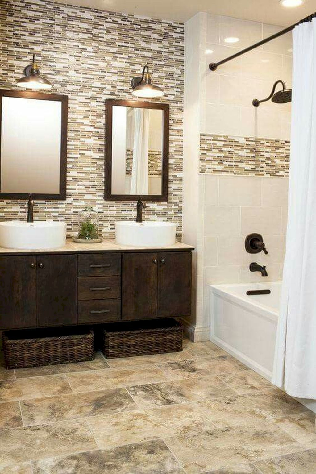 Gorgeous Farmhouse Master Bathroom Remodel Ideas That You Will See 28