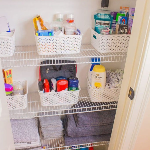 Impressive Bathroom Organization Ideas For Your First Apartment In College 10