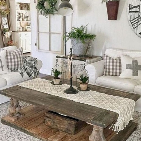 Rustic Farmhouse Furniture Design Ideas For Living Room 10