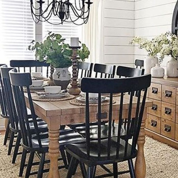 Splendid Dining Room Design Ideas With Farmhouse Table To Have 31