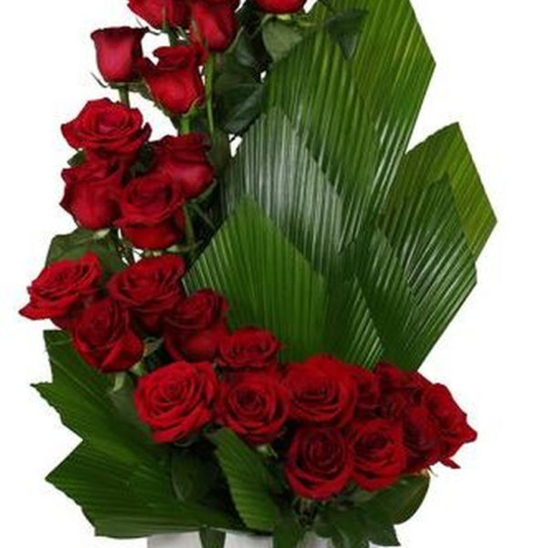 Excellent Valentine Floral Arrangements Ideas For Your Beloved People 32