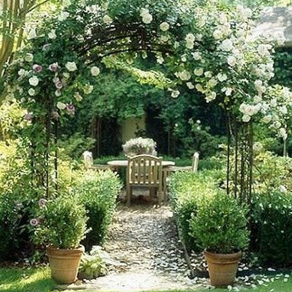 Favorite Garden Design Ideas That Are Suitable For Your Home 25