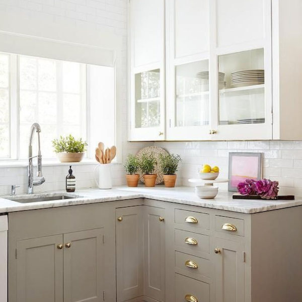 38 Incredible Small Kitchens Design Ideas That Space Saving