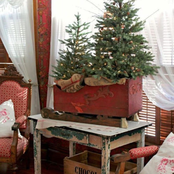 Marvelous Farmhouse Christmas Decor Ideas That You Must Try 33