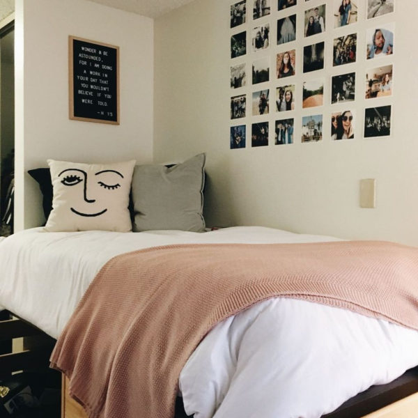 Perfect Dorm Room Organization Decor Ideas To Try Asap 19