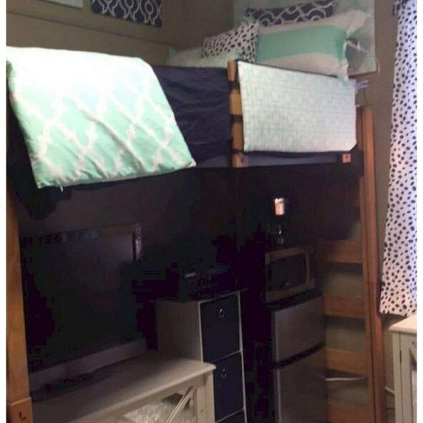 Perfect Dorm Room Organization Decor Ideas To Try Asap 26