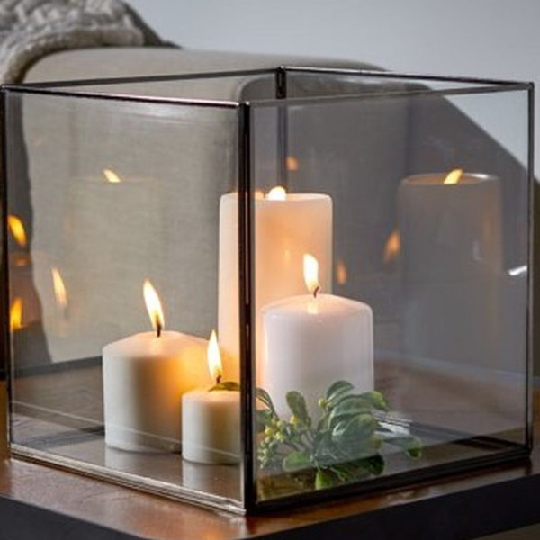 Stunning Large Candle Holders Decoration Ideas For Romantic Homes 19