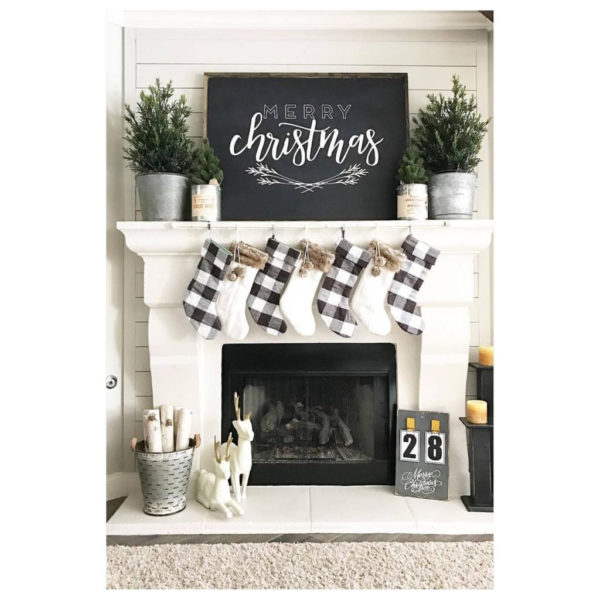 Beautiful Farmhouse Christmas Decor Ideas To Have Right Now 11