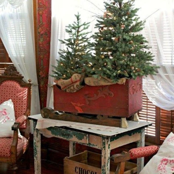 Beautiful Farmhouse Christmas Decor Ideas To Have Right Now 12