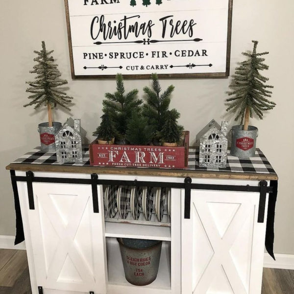 31 Beautiful Farmhouse Christmas Decor Ideas To Have Right Now
