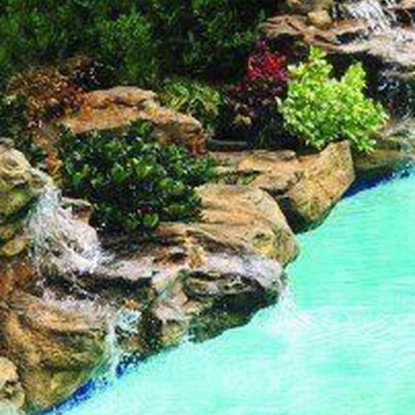 Cute Cabana Swimming Pool Design Ideas That Looks Charming 30