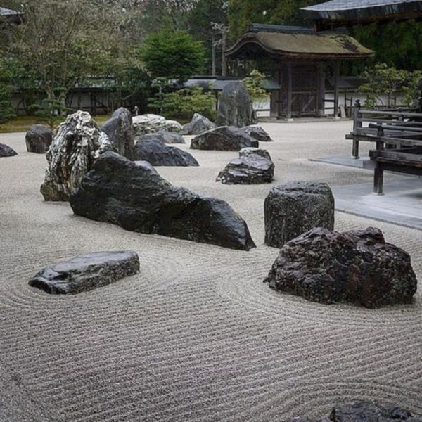Inspiring Rock Garden Ideas To Make Your Landscaping More Awesome 27
