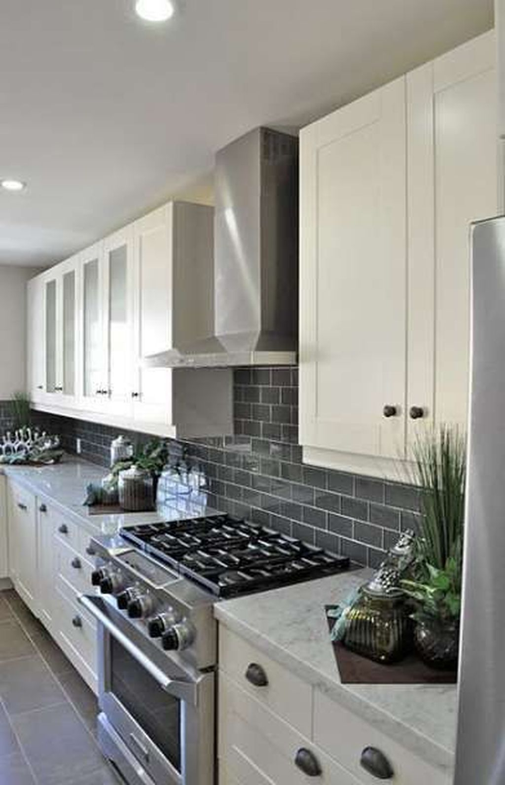 33 Luxury Grey Kitchen Backsplash Design Ideas For Your Inspiration DECORKEUN