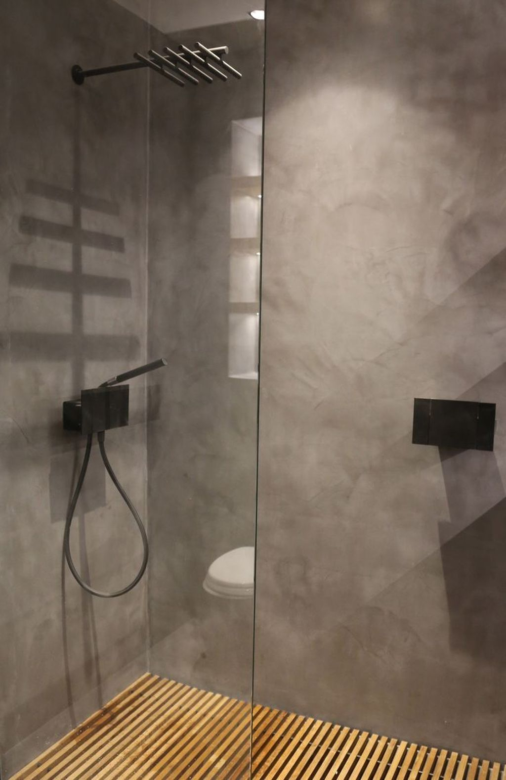 Marvelous Wooden Shower Floor Tiles Designs Ideas For Bathroom Remodel 07