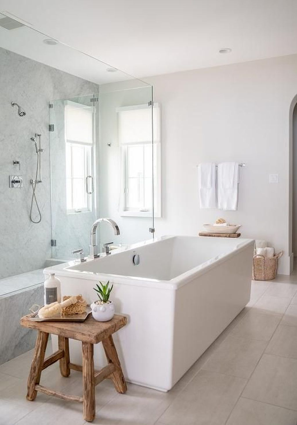 Marvelous Wooden Shower Floor Tiles Designs Ideas For Bathroom Remodel 25