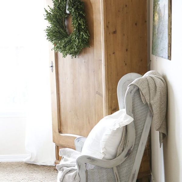 Pretty Christmas Decor Ideas For Small Space To Try Asap 13