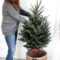 Pretty Christmas Decor Ideas For Small Space To Try Asap 14