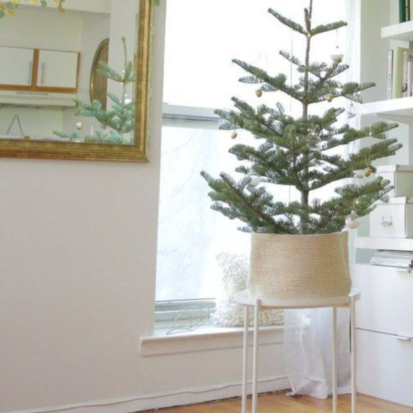 Pretty Christmas Decor Ideas For Small Space To Try Asap 20