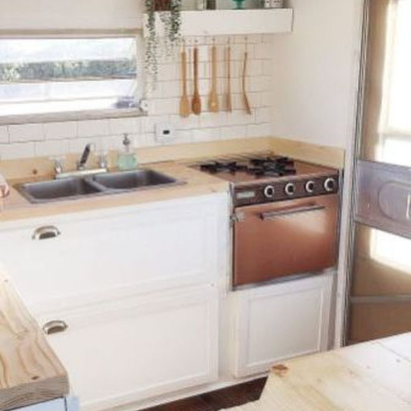 Relaxing Rv Kitchen Design Ideas For More Comfortable Cooking During The Holiday 09