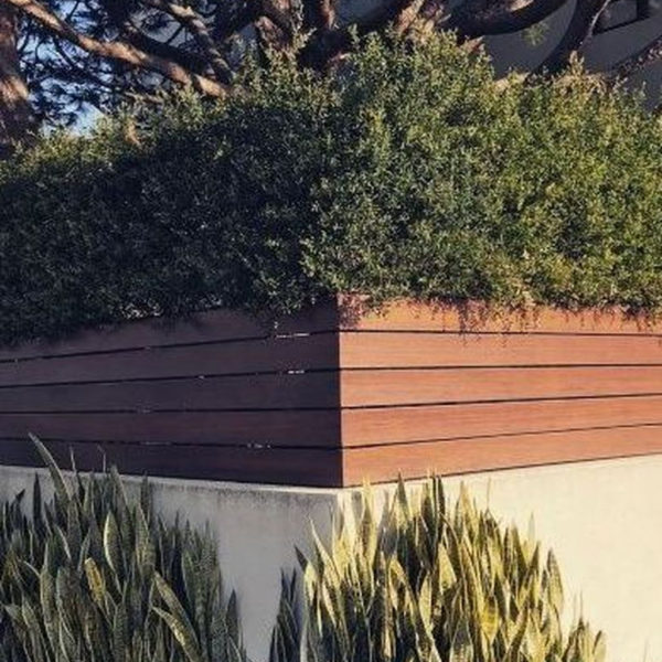Surpising Fence Design Ideas To Enhance Your Beautiful Yard 06