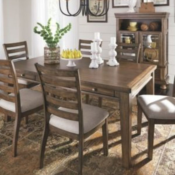 Amazing Dining Room Table Decor Ideas To Try Soon 06