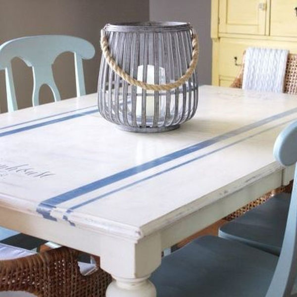 Amazing Dining Room Table Decor Ideas To Try Soon 21