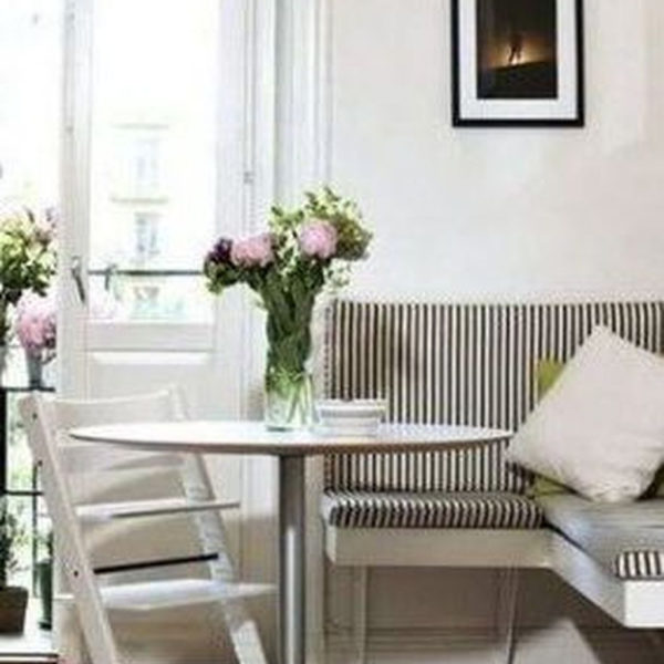 Awesome Small Dining Room Table Decor Ideas To Copy Asap 03