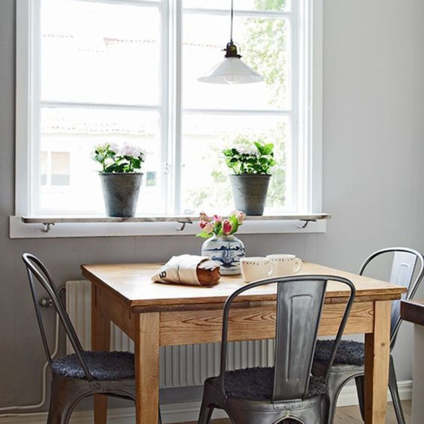 Awesome Small Dining Room Table Decor Ideas To Copy Asap 34