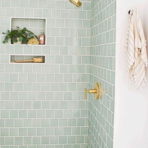 Chic Blue Shower Tile Design Ideas For Your Bathroom 09
