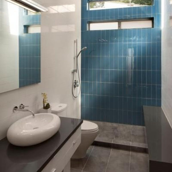 Chic Blue Shower Tile Design Ideas For Your Bathroom 15