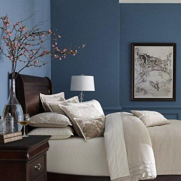 Cozy Small Master Bedroom Decoration Ideas To Copy Soon 26