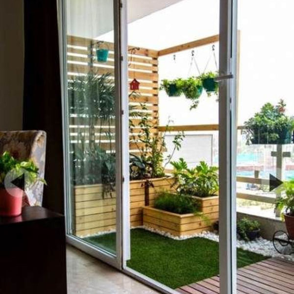 Enchanting Balcony Decoration Ideas For Apartment For A Cleaner Look 24
