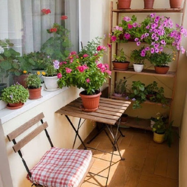 Enchanting Balcony Decoration Ideas For Apartment For A Cleaner Look 27
