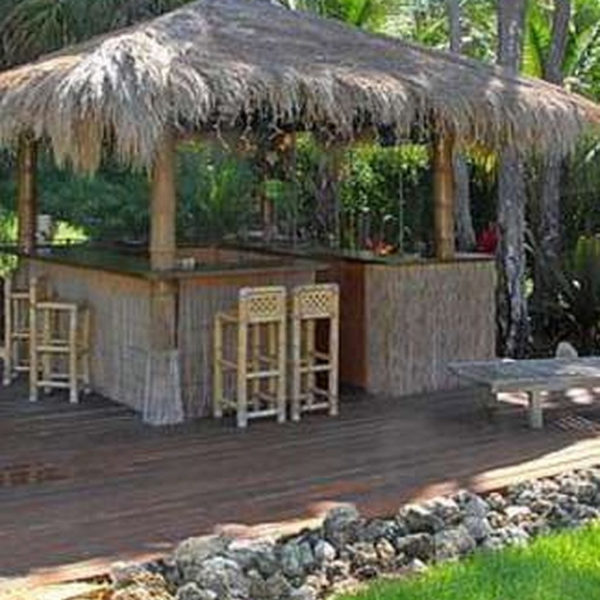 Enjoying Outdoor Bar Design Ideas To Relax Your Family 28
