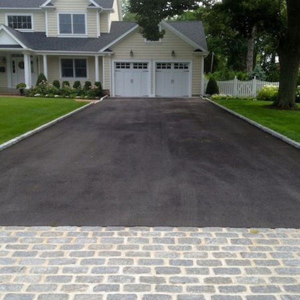 Fabulous Driveway Landscaping Design Ideas For Your Home To Try Asap 05
