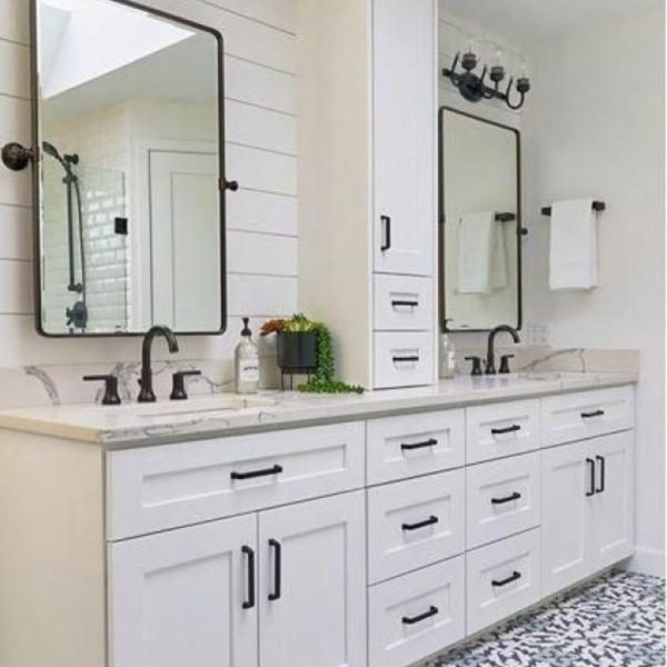 Perfect Master Bathroom Design Ideas For Small Spaces To Have 19