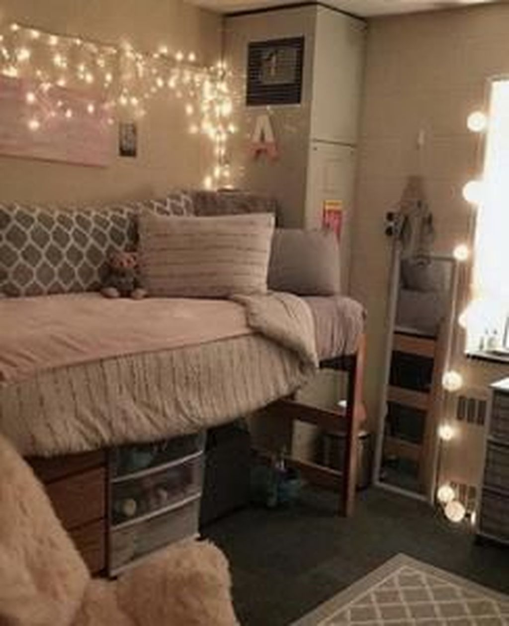 Stunning Teens Bedrooms Design Ideas For Small Spaces To Try 28