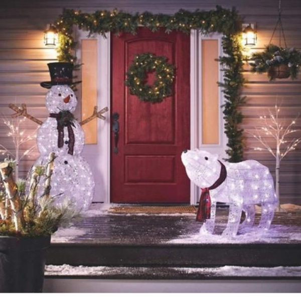 Casual Winter Decorating Ideas For Pet Lovers To Try Right Now 14