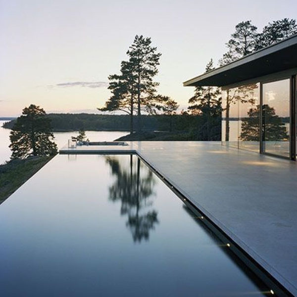 Elegant Black Swimming Pool Design Ideas That All Men Must Know 07