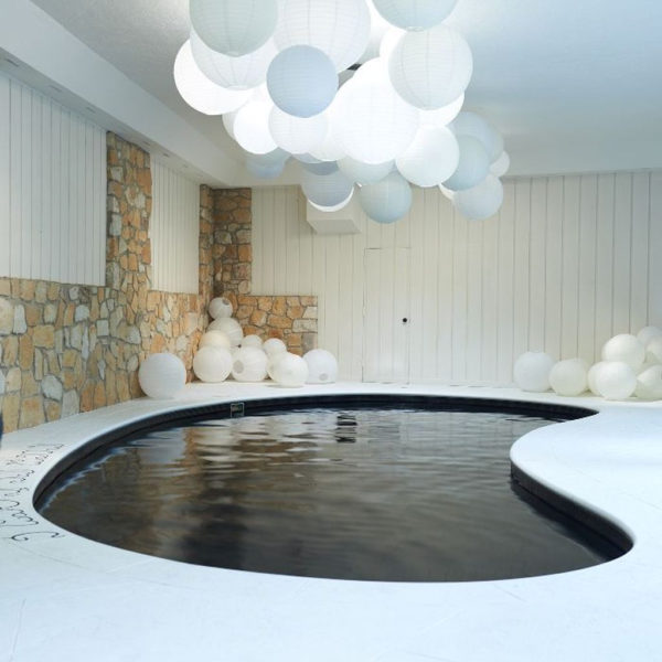 Elegant Black Swimming Pool Design Ideas That All Men Must Know 24
