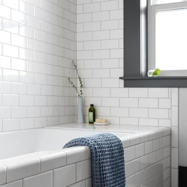 Modern Bathroom Design Ideas With Exposed Brick Tiles 36