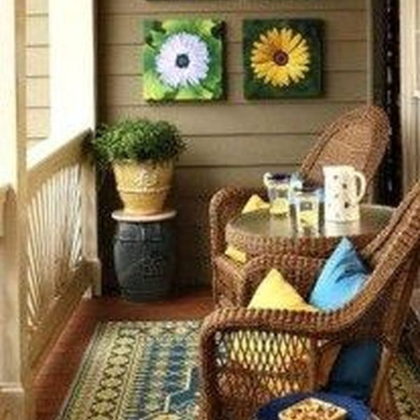 Relaxing Tiny Balcony Decor Ideas To Try This Month 01