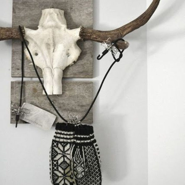Splendid Deer Shelf Design Ideas With Minimalist Scandinavian Style To Try 16